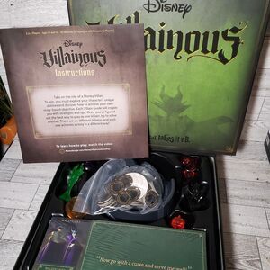 Disney Villainous Board Game Ravensburger Ursula Maleficent Family Sealed Cards